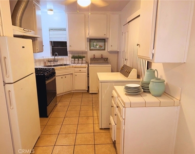 843 W Walnut Ave. - Photo Thumbnail 7