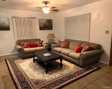 843 W Walnut Ave. - Photo Thumbnail 2