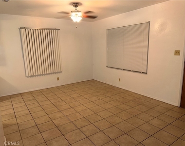 843 W Walnut Ave. - Photo Thumbnail 3