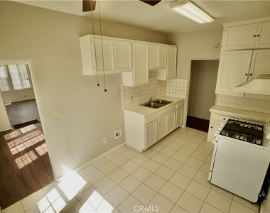 1336 Elm Street - Photo Thumbnail 13