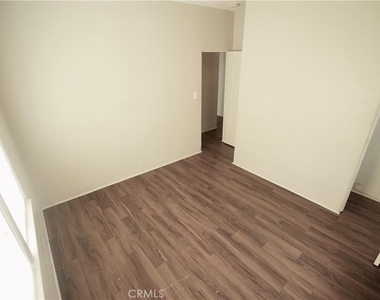1336 Elm Street - Photo Thumbnail 30