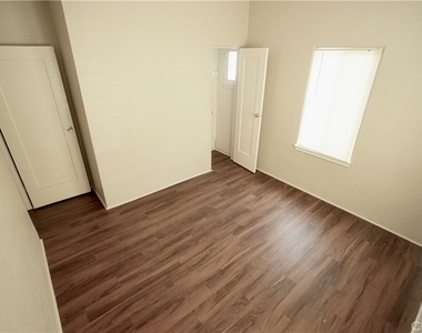 1336 Elm Street - Photo Thumbnail 29