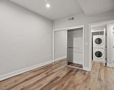 838 Hudson - Photo Thumbnail 9