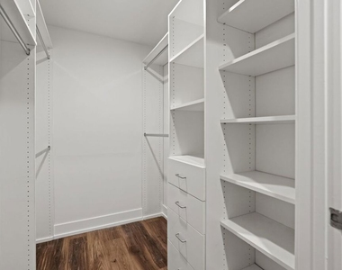 838 Hudson - Photo Thumbnail 8