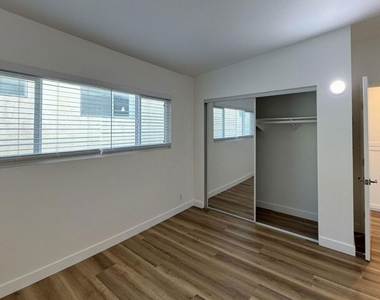 3630 Midvale Avenue - Photo Thumbnail 22