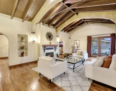 3425 Oak Glen Drive - Photo Thumbnail 12