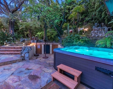 3425 Oak Glen Drive - Photo Thumbnail 9