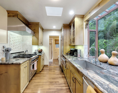 3425 Oak Glen Drive - Photo Thumbnail 3