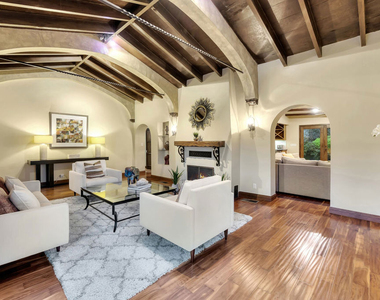 3425 Oak Glen Drive - Photo Thumbnail 7