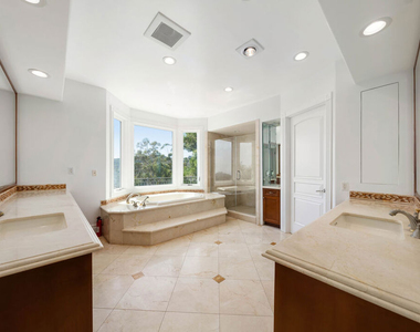 1425 N Tigertail Road - Photo Thumbnail 21