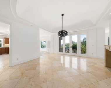 1425 N Tigertail Road - Photo Thumbnail 4
