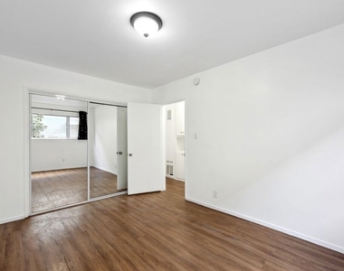 633 N Hayworth Avenue - Photo Thumbnail 5