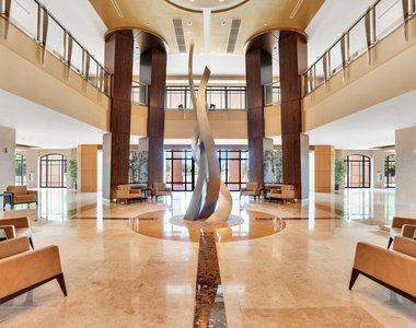 3620 Gardens Parkway - Photo Thumbnail 9