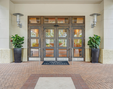 3620 Gardens Parkway - Photo Thumbnail 7