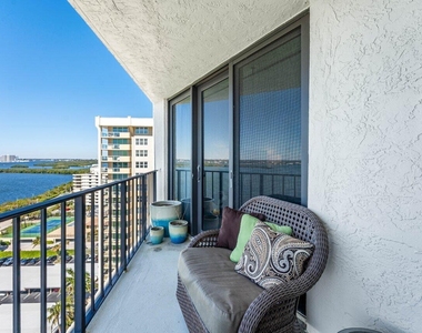5420 N Ocean Drive - Photo Thumbnail 26