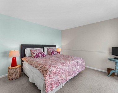 5420 N Ocean Drive - Photo Thumbnail 34
