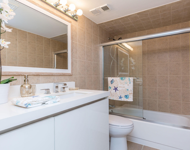 2455 Lindell Boulevard - Photo Thumbnail 12