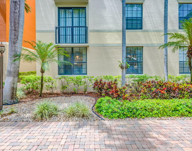 630 S Sapodilla Avenue - Photo Thumbnail 34