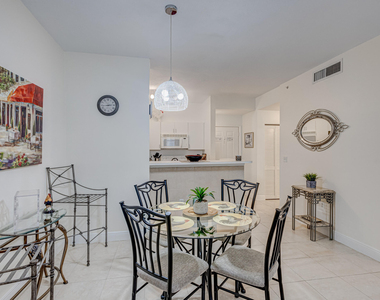 630 S Sapodilla Avenue - Photo Thumbnail 12