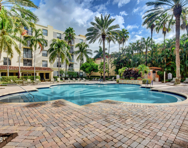 630 S Sapodilla Avenue - Photo Thumbnail 31
