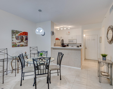 630 S Sapodilla Avenue - Photo Thumbnail 13