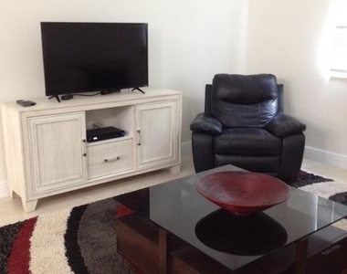 630 S Sapodilla Avenue - Photo Thumbnail 55