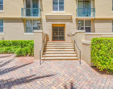 630 S Sapodilla Avenue - Photo Thumbnail 50