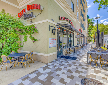 630 S Sapodilla Avenue - Photo Thumbnail 47