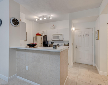 630 S Sapodilla Avenue - Photo Thumbnail 16