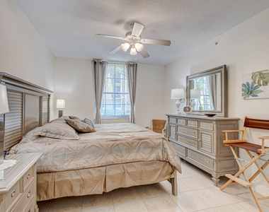 630 S Sapodilla Avenue - Photo Thumbnail 24