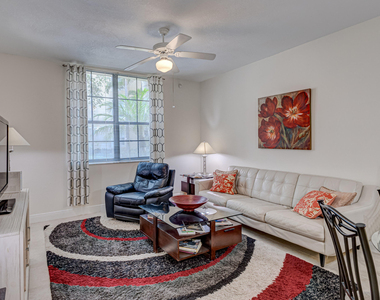 630 S Sapodilla Avenue - Photo Thumbnail 7