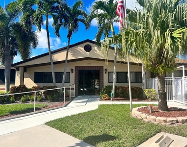 231 Pine Hov Circle - Photo Thumbnail 10