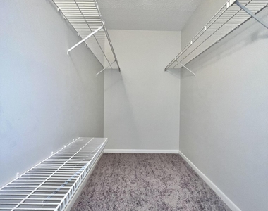 231 Pine Hov Circle - Photo Thumbnail 9
