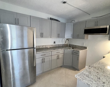 231 Pine Hov Circle - Photo Thumbnail 3