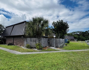 3665 Silver Lace Ln - Photo Thumbnail 10