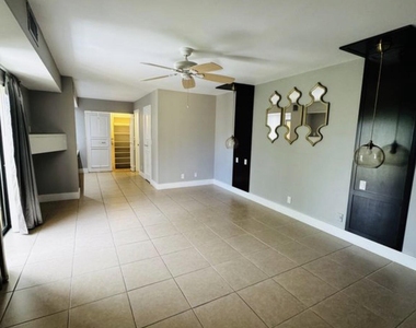 3665 Silver Lace Ln - Photo Thumbnail 5
