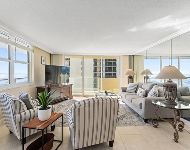 5440 N Ocean Drive - Photo Thumbnail 15