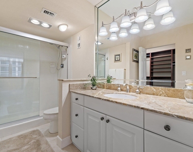 5440 N Ocean Drive - Photo Thumbnail 23