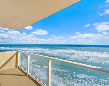 5440 N Ocean Drive - Photo Thumbnail 1