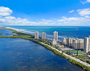 5440 N Ocean Drive - Photo Thumbnail 65