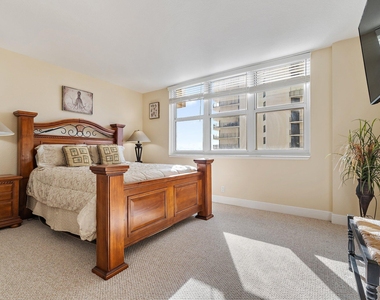5440 N Ocean Drive - Photo Thumbnail 27
