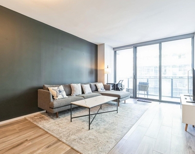 801 S Miami Avenue - Photo Thumbnail 4
