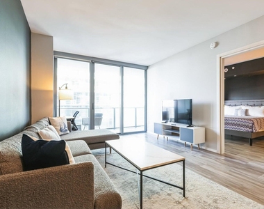 801 S Miami Avenue - Photo Thumbnail 7