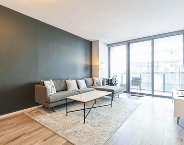 801 S Miami Avenue - Photo Thumbnail 5