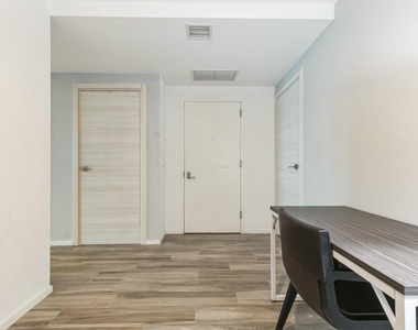 801 S Miami Avenue - Photo Thumbnail 35