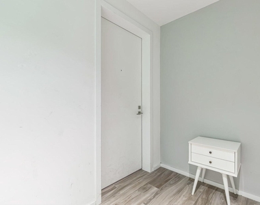 801 S Miami Avenue - Photo Thumbnail 18