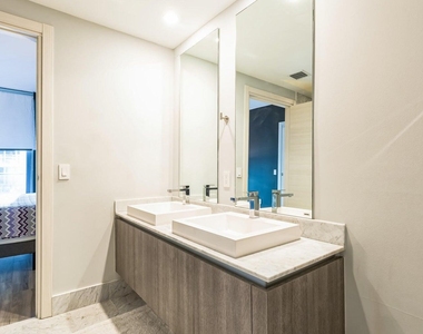 801 S Miami Avenue - Photo Thumbnail 26
