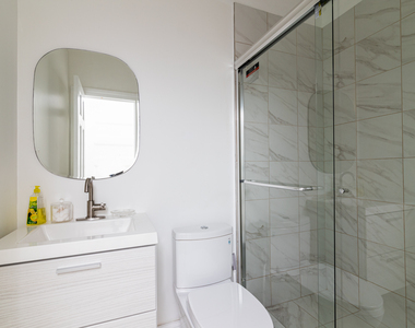 127 Lewis Avenue - Photo Thumbnail 6