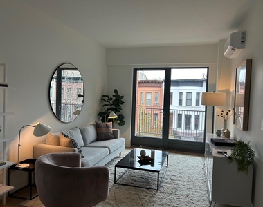Sterling Place - Photo Thumbnail 6