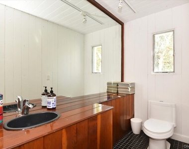 3 Mill Pond Lane - Photo Thumbnail 11